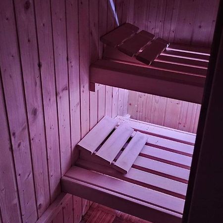 Stan Na Dan Kozarska Dubica Apartment Bosanska Dubica Ngoại thất bức ảnh