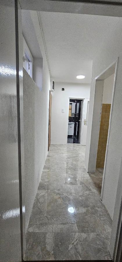 Stan Na Dan Kozarska Dubica Apartment Bosanska Dubica Ngoại thất bức ảnh