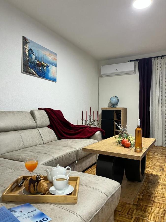 Stan Na Dan Kozarska Dubica Apartment Bosanska Dubica Ngoại thất bức ảnh